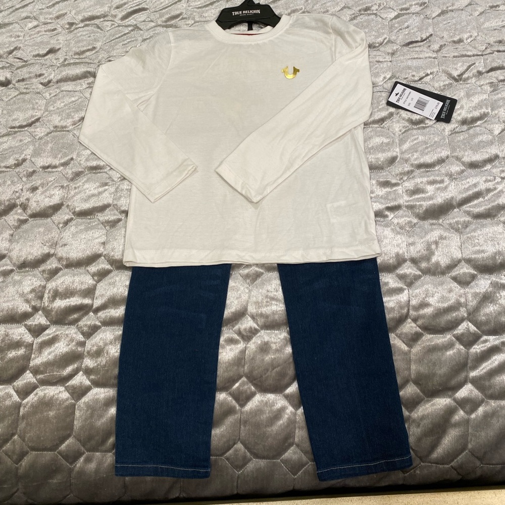 True Religion 2 pice set.